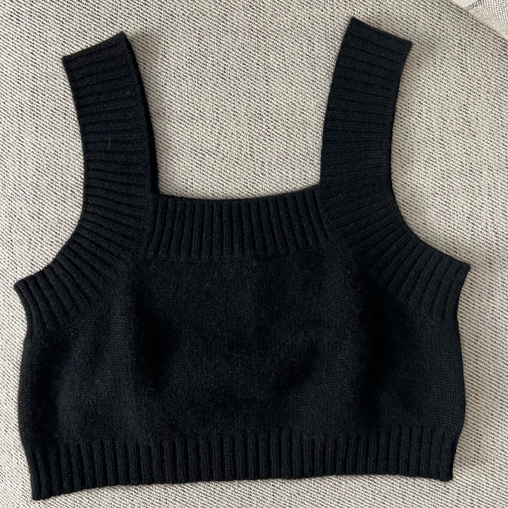 Lisa Yang Cashmere Sleeveless Crop Top/Bralette -  size 0 - Picture 3 of 6